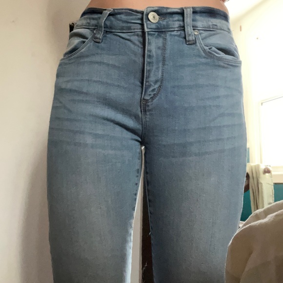 Taylor Mid Rise Jeggings - Picture 1 of 2